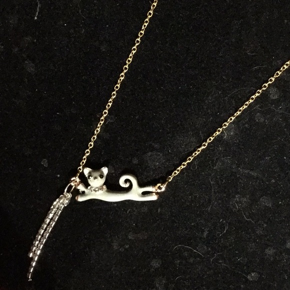 HAND MADE Trapeze Kitty with a touch of sparkles! - Picture 2 of 7